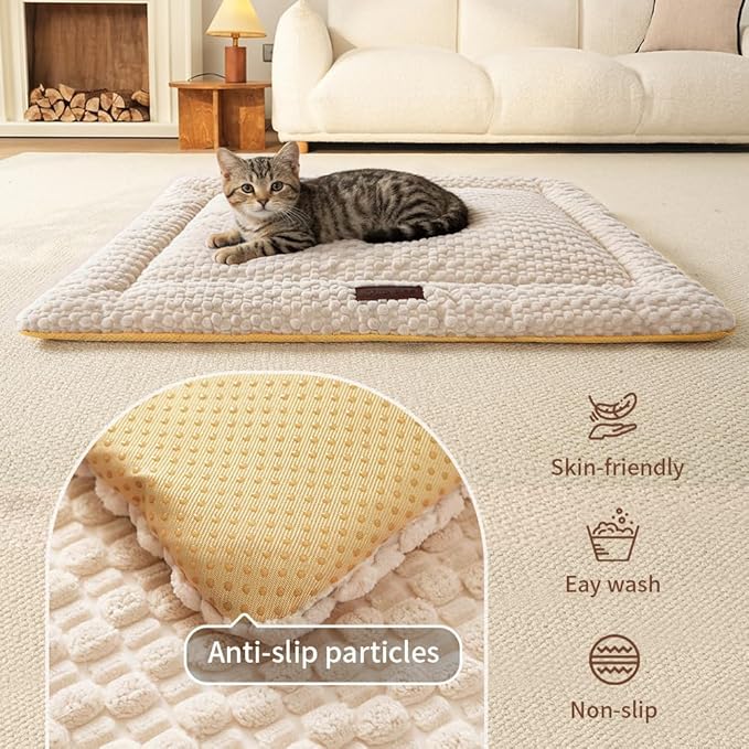 Plush Cat Kneading Bed Mat, Premium Plush Fabric Bed with Non-Slip Bottom, 3cm Thick All-Season Cushion for Cats Who Knead, Machine Washable Anti-Static Pet Bed, 23x15 Inch, Milk