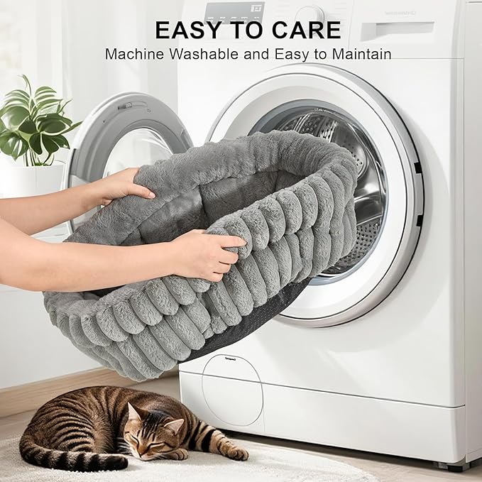 Cat Bed Kitten Bed, Washable Round Cat Beds for Indoor Cats, Super Soft Plush Faux Fur Pet Bed for Puppy and Kitten with Anti-Slip Bottom Small