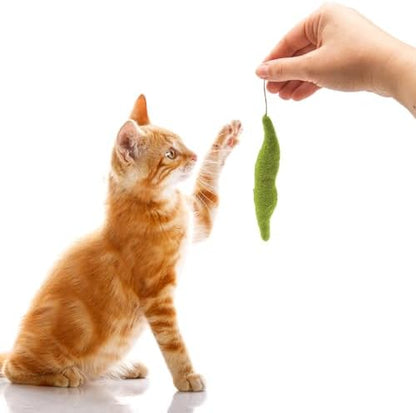 Glaciart One Green Beans Cat Toy – 5 Pcs | Soft Fuzzy Enrichment 100% Natural Wool - Interactive Catnip Play Cat Toy Set - Safe for Pets, Non-AZO Colored Dyes