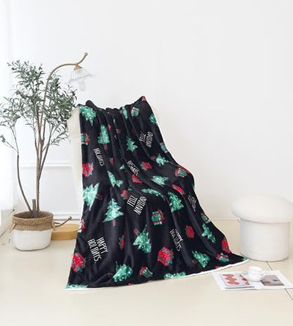 Elegant Comfort Reversible and Ultra-Plush Flannel Fleece-Winter Christmas Sherpa Throw- Lightweight Soft and Cozy-Holiday Decorative Throw, Perfect for Lounging, 50 x 60 inches, Feliz Navidad