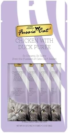 Fussie Cat Chicken with Duck Puree, lickable cat treats, 0.5oz pouch 4 Count (Pack of 1)