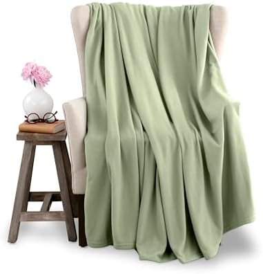Full/Queen Size Microfleece Blanket | Fleece Bed Blanket | All-Season Comfort| Supersoft Lightweight Throw Blanket | Plush Throw Blanket for Bed Couch or Sofa | Travel Blanket | Pet-Friendly | Green