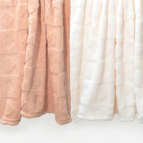 Americanflat 50x60 Jacquard Fleece Throw Blanket - Soft and Breathable Throw Blanket for Couch, Bed, Chair - Fleece Blankets Perfect for Home, Bedroom, or Outdoor Use - Heart Design in Pink