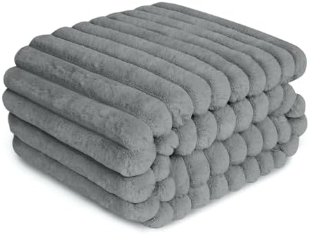 Reversible Waterproof Sherpa Pet Blanket for Large Dogs & Cats