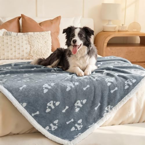 Luciphia Waterproof Dog Blanket Reversible Sherpa Fleece for Large Dogs Cat