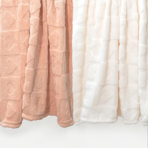 Americanflat 30x40 Jacquard Kids Throw Blanket - Soft and Breathable Mini Fleece Throw Blanket for Couch, Bed, Chair - Fleece Blankets Perfect for Home, Bedroom, or Outdoor Use - Heart Design in Pink