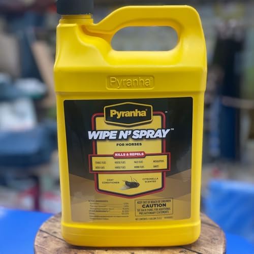 PYRANHA Wipe N' Spray for Horses - Oil-Based Long Lasting Fly Control Repels Horn, Deer, Horse, House, Stable, & Face Flies, Ticks, Mites, Mosquitoes, Gnats & Lice, 1 Gallon