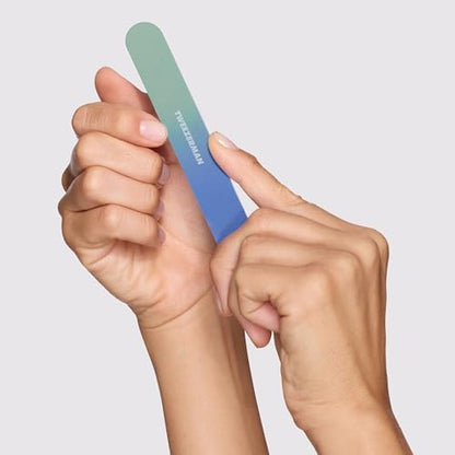 Tweezerman Nail Kit with Clipper & 2 Nail Files Paisley