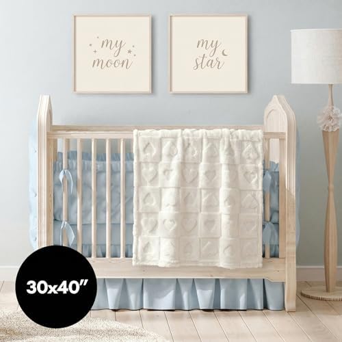 Americanflat 30x40 Jacquard Kids Throw Blanket - Soft and Breathable Mini Fleece Throw Blanket for Couch, Bed, Chair - Fleece Blankets Perfect for Home, Bedroom, or Outdoor - Heart Design in Cream