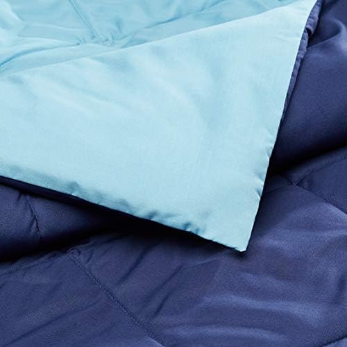 Amazon Basics Washable Comforter Blanket, Reversible Lightweight Microfiber All Season, Twin/Twin XL, Navy/Sky Blue