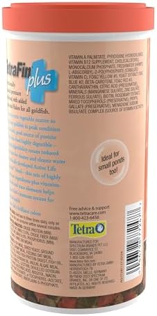 TetraFin Plus Goldfish Flakes 7.06 Ounces, Balanced Diet, with Algae to Promote Health & Pro Fish Food, Tropical Color Crisps with Color Enhancers, Floating Fish Food, 7.41 Ounce