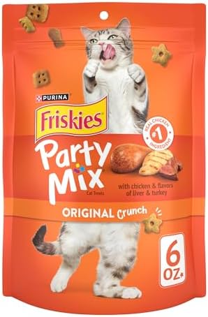 Friskies Purina Made in USA Facilities Cat Treats, Party Mix Original Crunch - 6 oz. Pouch