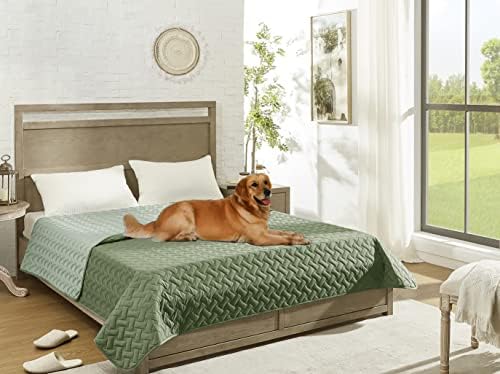 gogobunny 100% Double Sided Waterproof Dog Blanket Soft Pet Bed Cover Reversible Protect Furniture Couch Sofa Car for Puppy Cat Kids (Dark Green/Light Green, 82x102 Inch (Pack of 1))