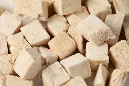 HOLI Freeze Dried Chicken Breast Dog Treats. Single Ingredient Freeze Dried Chicken Treats for Dogs. Healthy All Natural Dog Snack Made from 100% Breast Meat. High Value Training Treat. 1.75 oz