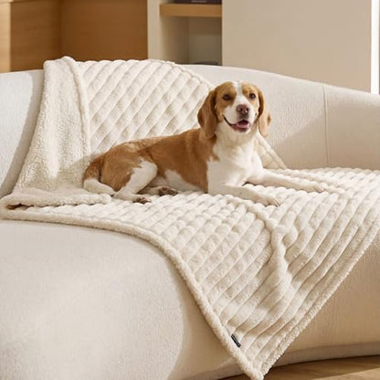 Bedsure ComfyFleece™ Waterproof Dog Blankets for Large Dogs,40x50 Cream