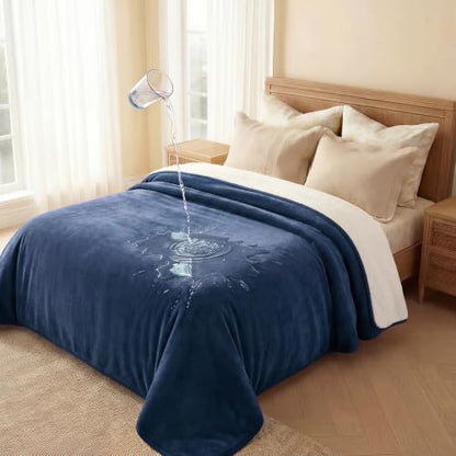 Luciphia Waterproof Pet Blanket, Washable Reversible Sherpa Fleece Throw