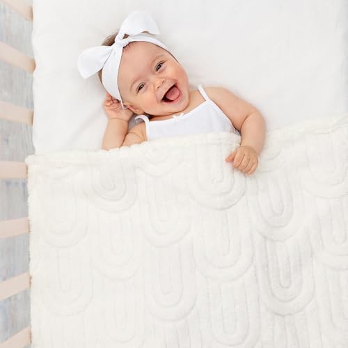 Americanflat 30x40 Jacquard Kids Throw Blanket - Soft and Breathable Mini Fleece Throw Blanket for Couch, Bed, Chair - Fleece Blankets Perfect for Home, Bedroom, or Outdoor - Rainbow Design in Cream