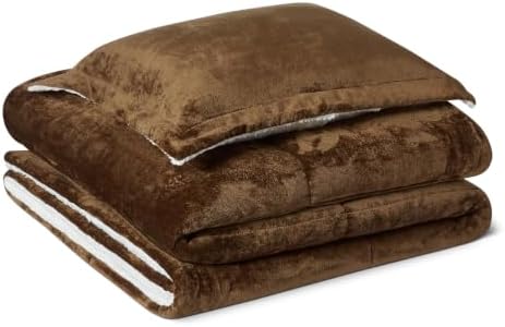 Amazon Basics Reversible Sherpa Comforter Set with Pillow Sham, Down Alternative, Warm, Twin/Twin XL, Brown