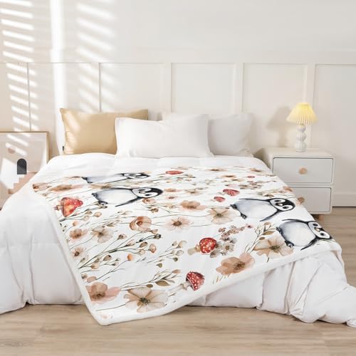 Erosebridal Kids Penguin Blankets and Throws 40"x50",Mushroom Penguin Blanket Throw for Teen Girls Boys,Antarctica Animal Fleece Blanket Country Style Floral Fuzzy Blanket for Bed Sofa Decor