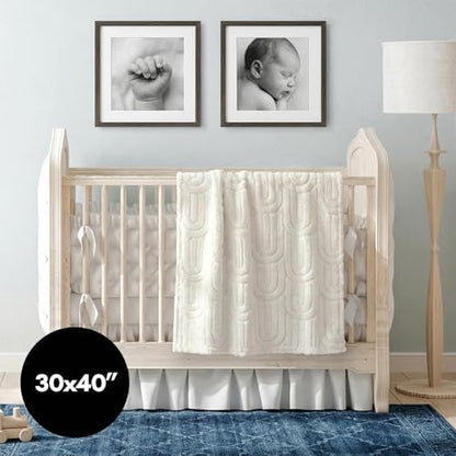 Americanflat 30x40 Jacquard Kids Throw Blanket - Soft and Breathable Mini Fleece Throw Blanket for Couch, Bed, Chair - Fleece Blankets Perfect for Home, Bedroom, or Outdoor - Rainbow Design in Cream