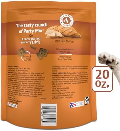 Friskies Purina Cat Treats, Party Mix Chicken Lovers Crunch - 20 Oz. Pouch (Pack of 2)