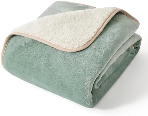 Bedsure Waterproof Dog Blankets for Small Dogs Soft Cat Blanket Warm,25X35