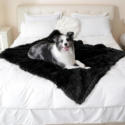 gogobunny Waterproof Dog Blanket for Couch & Furniture Protection - Super Soft Reversible Throw for Large Dogs & Cats, Calming Washable Fur & Sherpa Pet Blanket (25x35 Inch, Black)