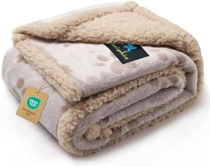 Luciphia Waterproof Dog Blanket Reversible Sherpa Fleece for Small Dogs Cat