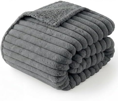 Bedsure ComfyFleece™ Waterproof Dog Blankets for Medium Dogs 30"x40"