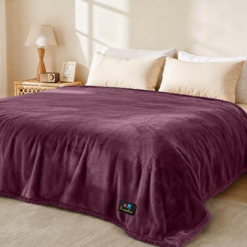 Luciphia Waterproof Blanket for Large Dog, Reversible Sherpa Couch Cover