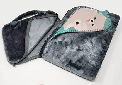 Caroline's Treasures MLM1084TBLT White Pomeranian Soft Travel Blanket with Bag Airplane Blanket, Indoor Outdoor Camping Blanket for Traveling, Picnics, Beach Trips, Concerts