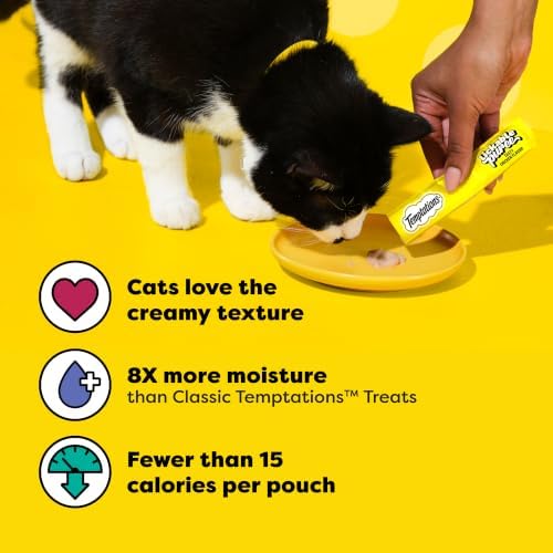 Temptations Creamy Puree Lickable Cat Treats, Chicken, 24 Count