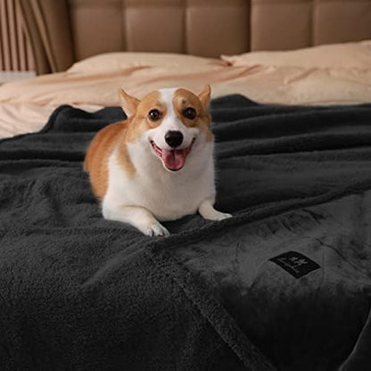 Luciphia Waterproof Blanket for Large Dog, Reversible Sherpa Couch Cover