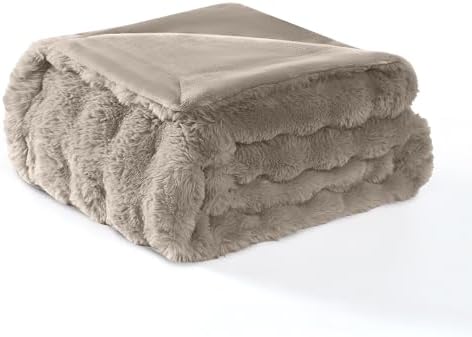 Modern Threads Water-Resistant Faux Rabbit Fur Pet Blanket for Dogs & Cats – Ultra-Soft Couch, Bed & Crate Protector, 30x40 Brown