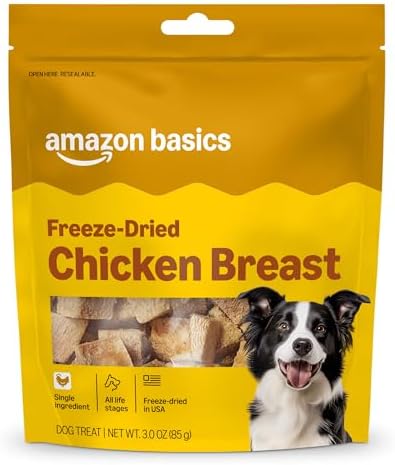 Amazon Basics Dog Treats Freeze Dried Raw Single Ingredient Chicken Breast, High Protein, Healthy Training Treats or Meal Topper for all Dogs, Grain-Free, 3 Oz (Pack of 1) (Previously Wag)