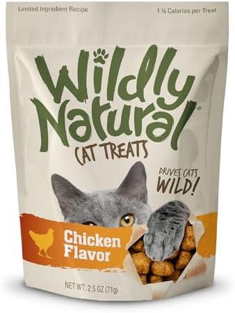 Wildly Natural Crunchy Cat Treats, Protein Cat Treat, Chicken Flavor, 2.5oz