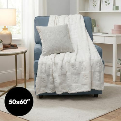 Americanflat 50x60 Jacquard Fleece Throw Blanket - Soft and Breathable Throw Blanket for Couch, Bed, Chair - Fleece Blankets Perfect for Home, Bedroom, or Outdoor Use - Flower Design in Cream