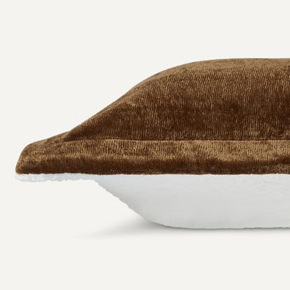 Amazon Basics Reversible Sherpa Comforter Set with Pillow Sham, Soft Micromink and White Faux Sherpa Fleece, Queen/Full, Brown