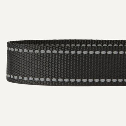 Amazon Basics Reflective Polyester Dog Collar, Adjustable Length 18.5"-29.5", 1.4" W, Quick-Release Buckle for Easy On/Off, Large, Black