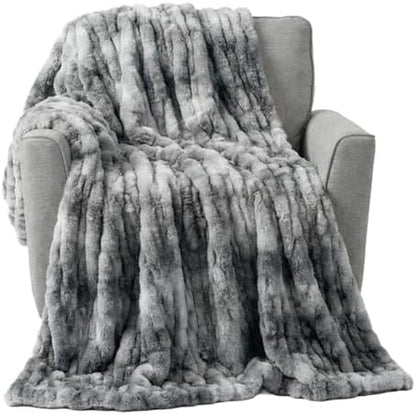 Lavish Home Oversized Ruched Faux Fur Blanket - 60x80-Inch Plush Polyester Faux Fur Queen-Size Throw for Sofas and Beds - Luxurious Bedding (Silver)