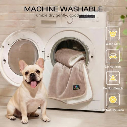 Luciphia Waterproof Pet Blanket, Washable Reversible Sherpa Fleece Throw