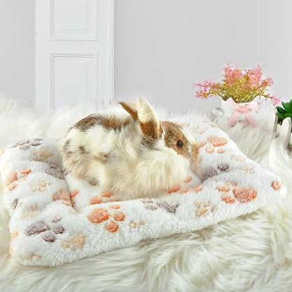 Small Animal Bed Mat, Soft & Warm, Suitable for Guinea Pig, Hamster, Rabbit, Rat and Bearded Dragon (X-Large(13.3''x9.4''), Footprint White)