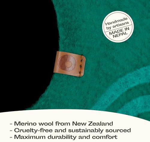 MEOWFIA Cat Cave - Merino Wool Bed for Indoor Cats (Emerald, Medium)
