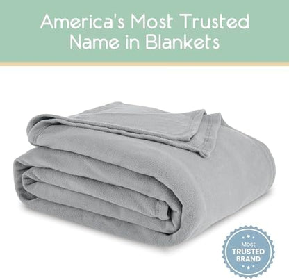 Full/Queen Size Microfleece Blanket | Fleece Bed Blanket | All-Season Comfort | Supersoft Lightweight | Plush Throw Blanket for Bed Couch or Sofa | Pet-Friendly | Light Grey