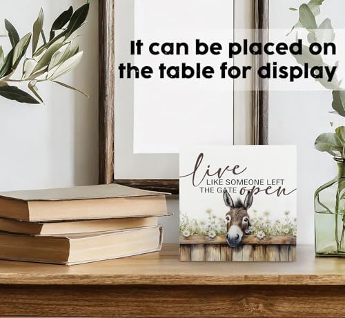 Donkey Bathroom Decor Sign - FarmHouse Cottagecore Animal Wooden Signs,Rustic Farmhouse Live Like Someone Left The Gate Open Wood Sign Home Decor,Donkey Signs For Bathroom