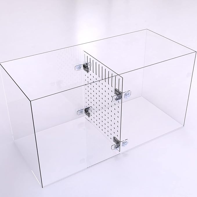 Fish Tank Divider Aquarium Acrylic Isolation Grid Board Divider with Suction Cups Accessories Transparent Plate Baffle Blocking Fish Partition Net Freshwater Ornament 25x30cm/9.84x11.81in