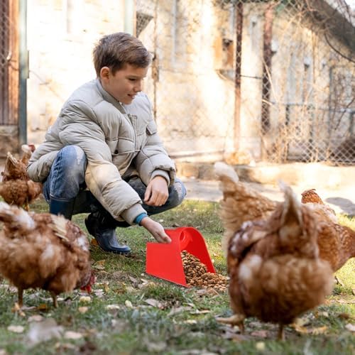 6 Pcs Plastic Enclosed Feed Scoop Heavy Duty Durable Stackable Horse Red Feed Scoop for Livestock Animal Ranchers Homesteaders Farmers, 2 Qt (Red)