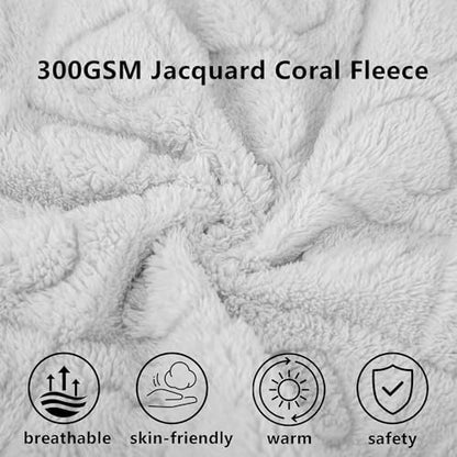 gogobunny Large Pet Blanket for Dogs Cats, Ultra Soft 300GSM Coral Fleece Washable Furniture Protector for Couch Bed Car Seat, Calming Crate Mat Blanket for Large Breeds, Light Grey, 40x50IN