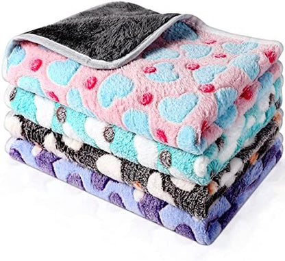 Reginary 4 Pcs Guinea Pig Fleece Cage Liners, Heart Pattern, 35 x 24 Inch