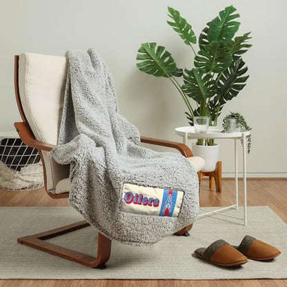 FOCO NFL Unisex-Adult NFL Team Logo Retro Cloud Sherpa Blanket 60" x 70"